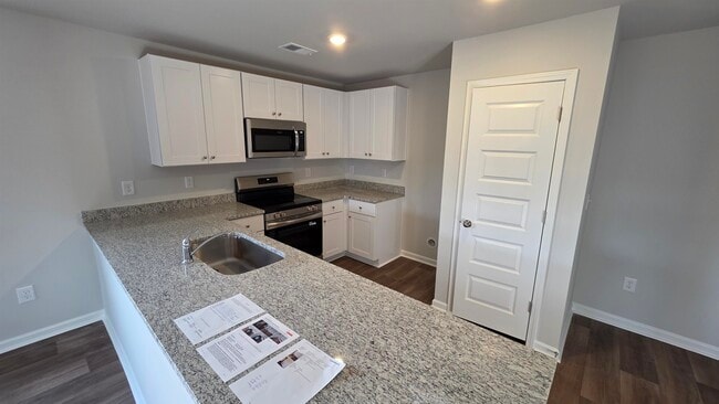 Building Photo - 150 Indigo Pl