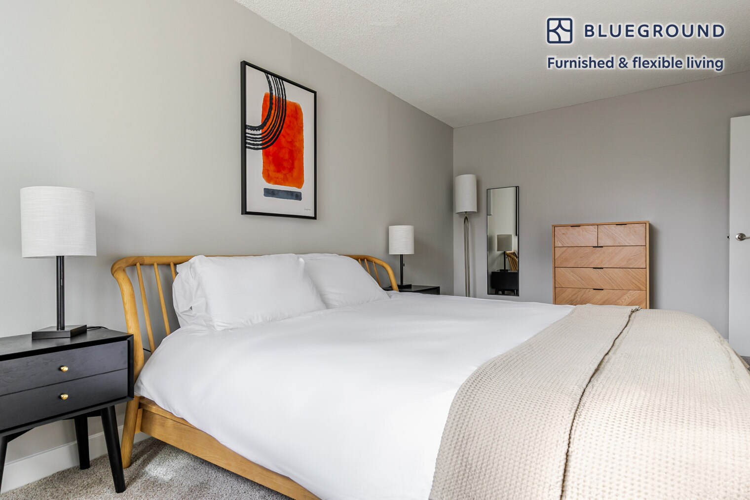 Building Photo - 77 W Huron St