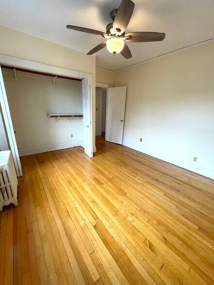 Building Photo - 137 Englewood Ave