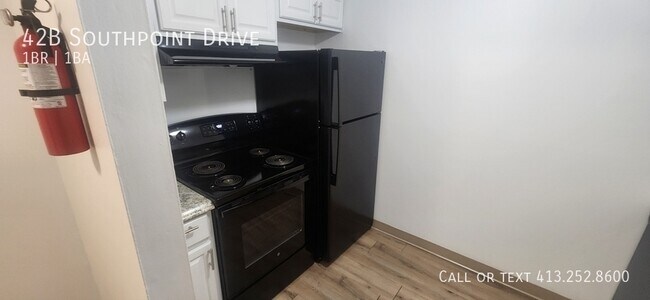 Building Photo - 42B Southpoint Drive-