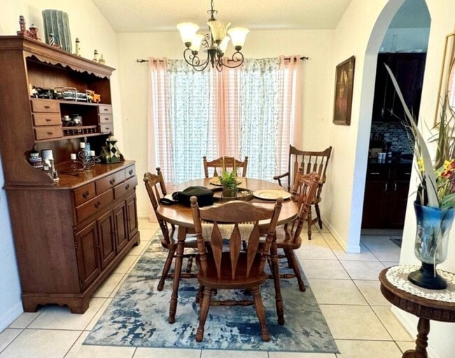 Building Photo - 1708 Clubhouse Cove