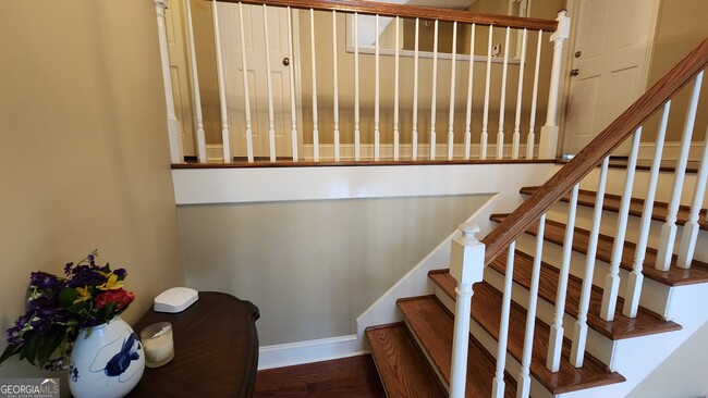 Building Photo - 180 Sycamore Bend