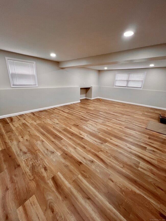 Building Photo - 42 Partridge Dr