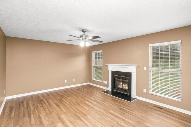 Building Photo - 1604 Overcreek Ct