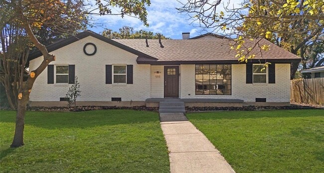 Building Photo - 1212 Willow Glen Dr