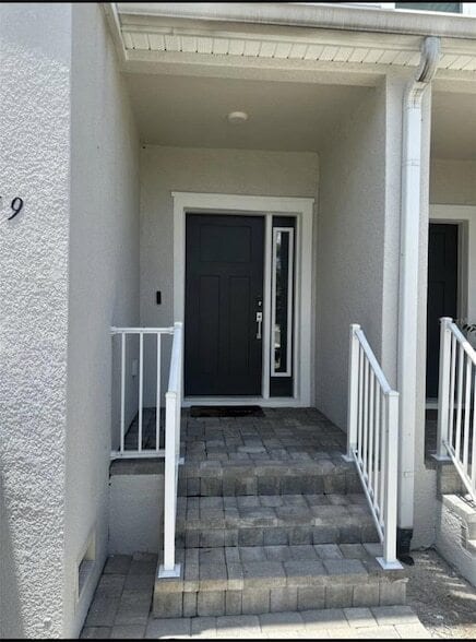 Building Photo - 1249 Savona Dr