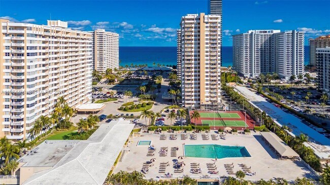 Building Photo - 1985 S Ocean Dr