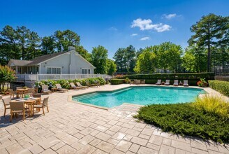 Building Photo - 1109 Chase Ridge Dr