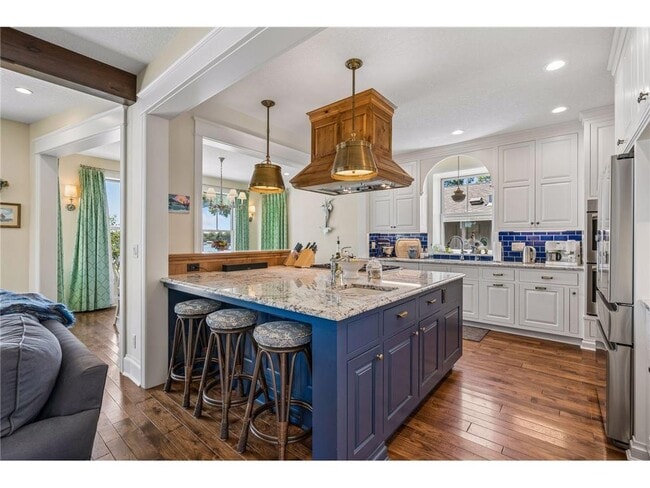 Building Photo - 4941 Island View Dr