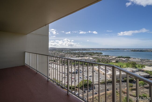 Building Photo - 2 Bed 2 Bath 2 Parking IN PEARL CITY