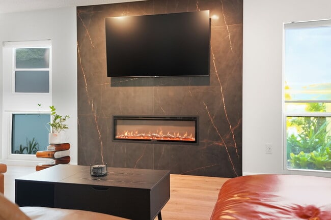 Building Photo - 13609 Heritage Way