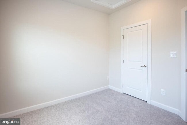 Building Photo - 13208 Woodland Park Rd
