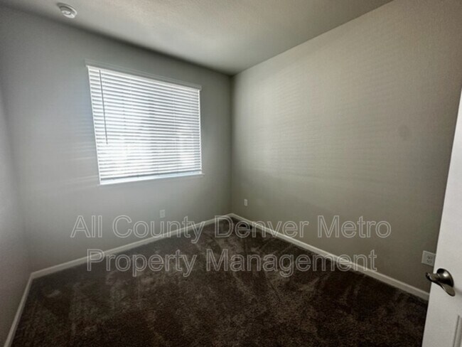 Building Photo - 19580 W 92nd Dr