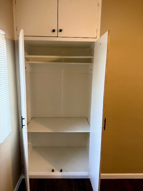 Building Photo - 729 S Towne Ave