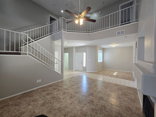 Building Photo - 2757 Trotwood Ln