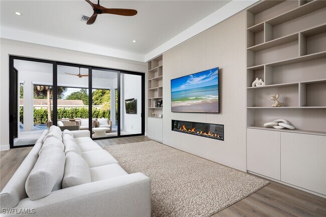 Building Photo - 1257 11th Ct N