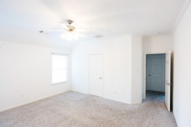 Building Photo - 23 S Burberry Park Cir