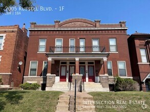 Building Photo - Stunning 2 Bedroom w/ Large Rooms and Tast...