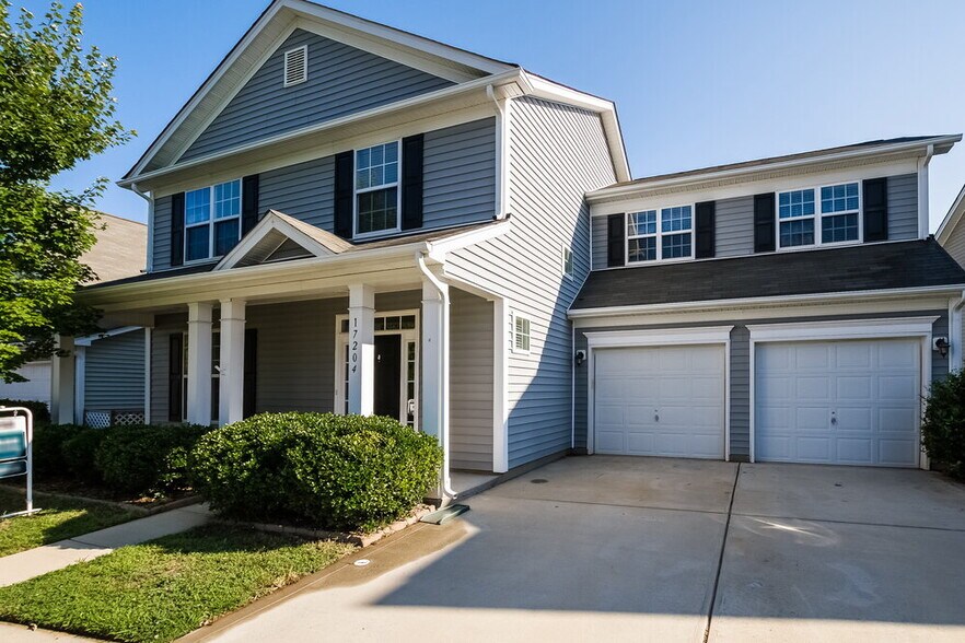 Building Photo - 17204 Hampton Trace Rd