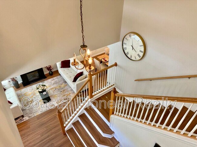Building Photo - 11113 Avery Oaks Dr