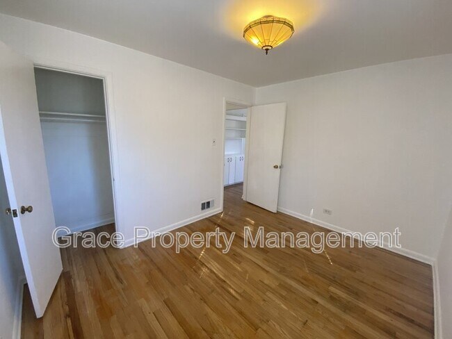 Building Photo - 745 N Fairfax St