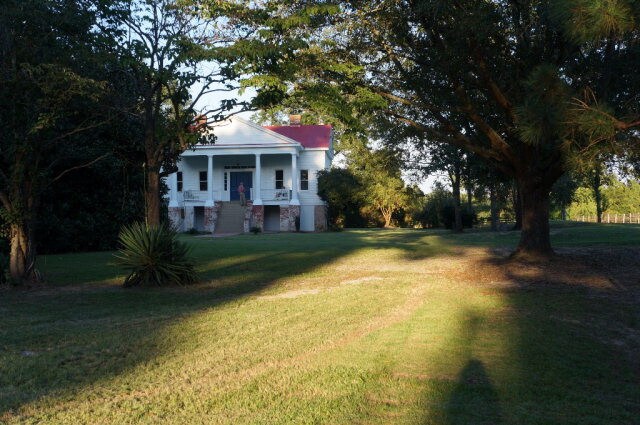 Building Photo - 180 Mayes St