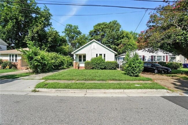 Building Photo - 7483 Hughart St