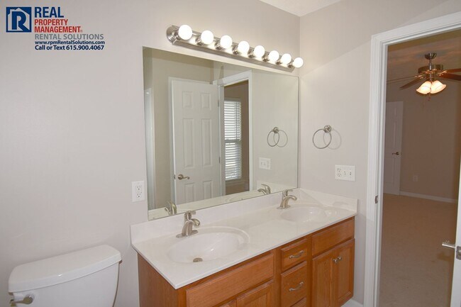 Building Photo - 2817 Painted Pony Dr