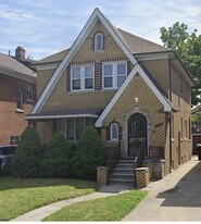 Building Photo - 16554 Fairfield St