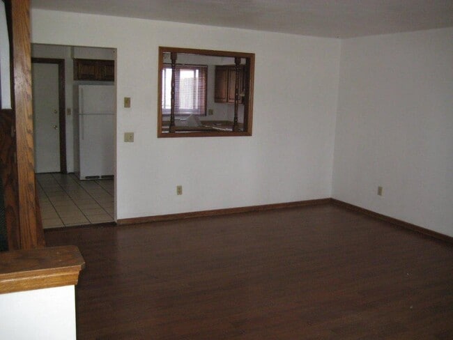 Building Photo - 6763 Hammersley Rd