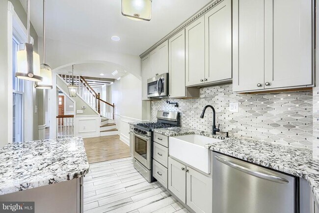 Building Photo - 3533 Keswick Rd