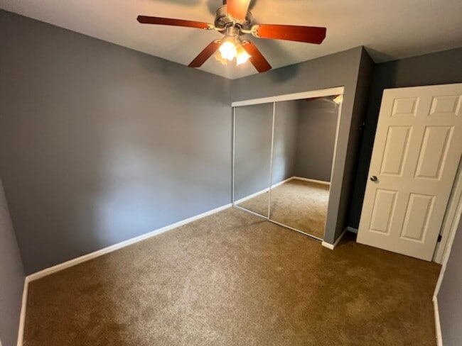 Building Photo - Beautiful 3 Bedroom 1.5 Bathrooms Anne Arundel County Town Home