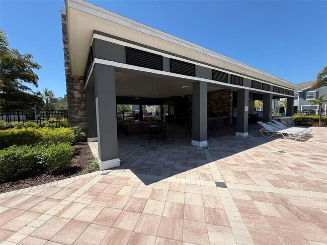 Building Photo - 8860 Milestone Dr