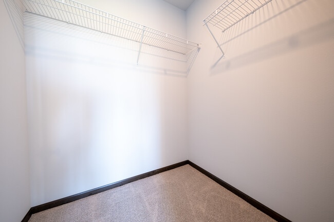 Building Photo - 668 4th Cir Dr SW