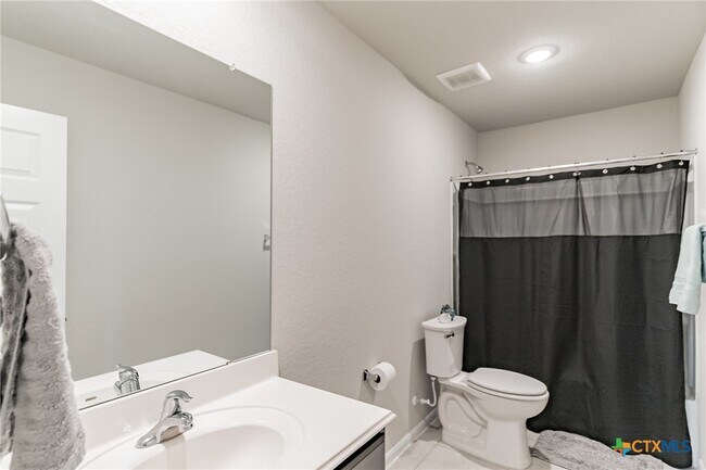 Building Photo - 7811 Toledo Bend
