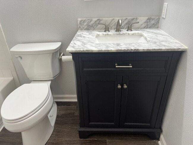 Building Photo - Great first floor unit at  Plantation Point