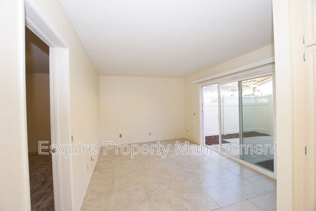 Building Photo - 2032 Birchdale Ct