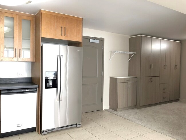 Building Photo - Pacifica Honolulu, Pet Friendly - 2BR/2BA ...