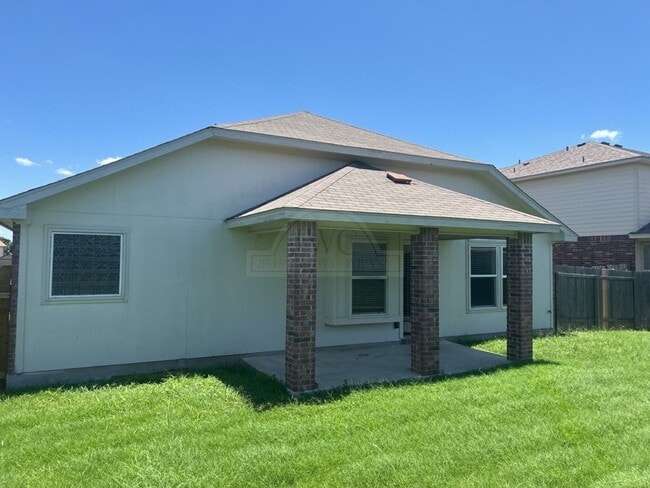 Building Photo - 6109 Malachi Ln