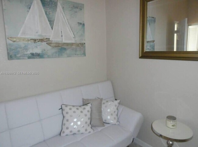 Building Photo - 2228 Polk St