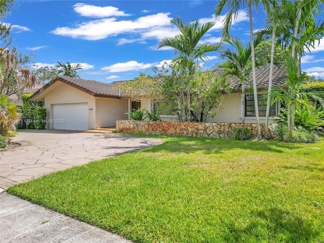 Building Photo - 4585 SW 87th Ave