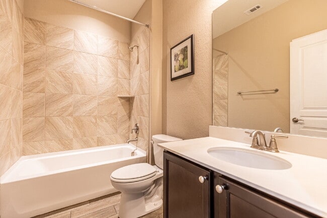 Building Photo - 27527 Paseo Mesa