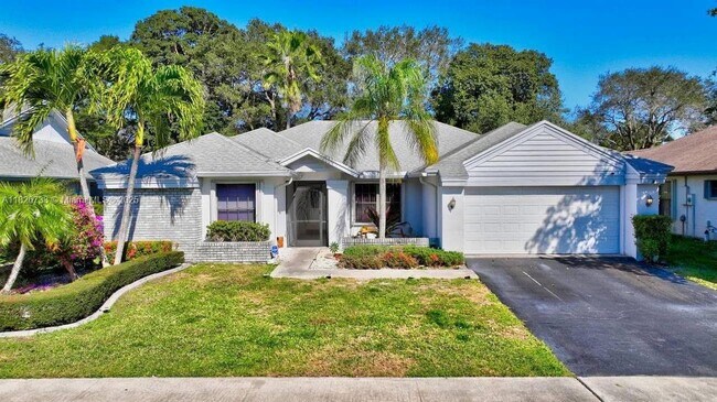 Primary Photo - 18352 181st Cir S