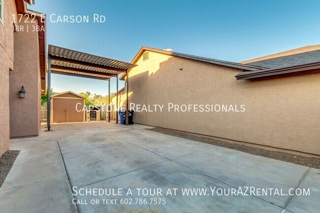 Building Photo - 1722 E Carson Rd