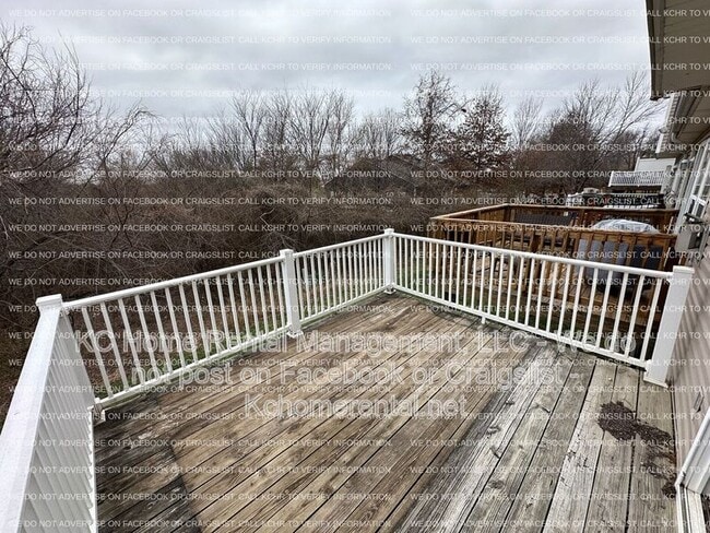 Building Photo - 8657 NE 97th St