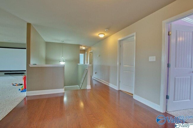 Building Photo - 705 Tide Creek Dr SW