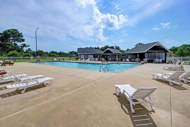 Building Photo - 255 Mimosa Dr