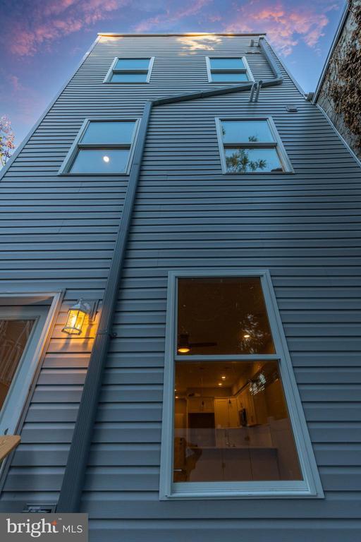 Building Photo - 2040 N 19th St