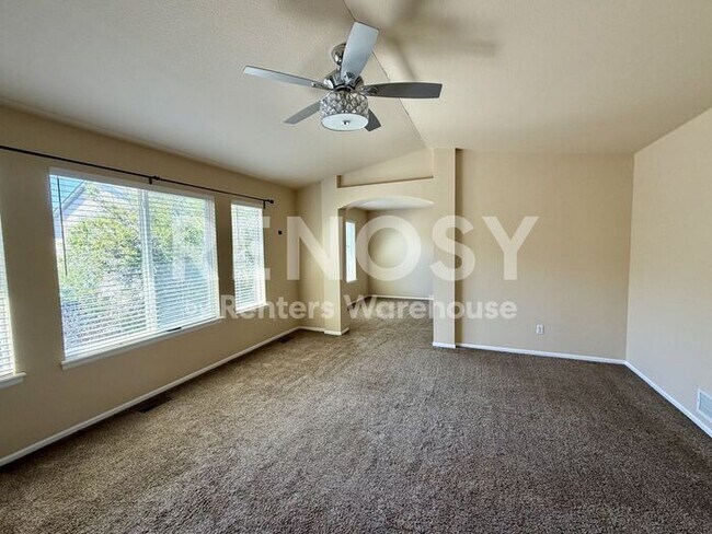 Building Photo - 1467 S Haleyville Cir