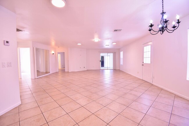 Building Photo - 6780 N 74th Dr